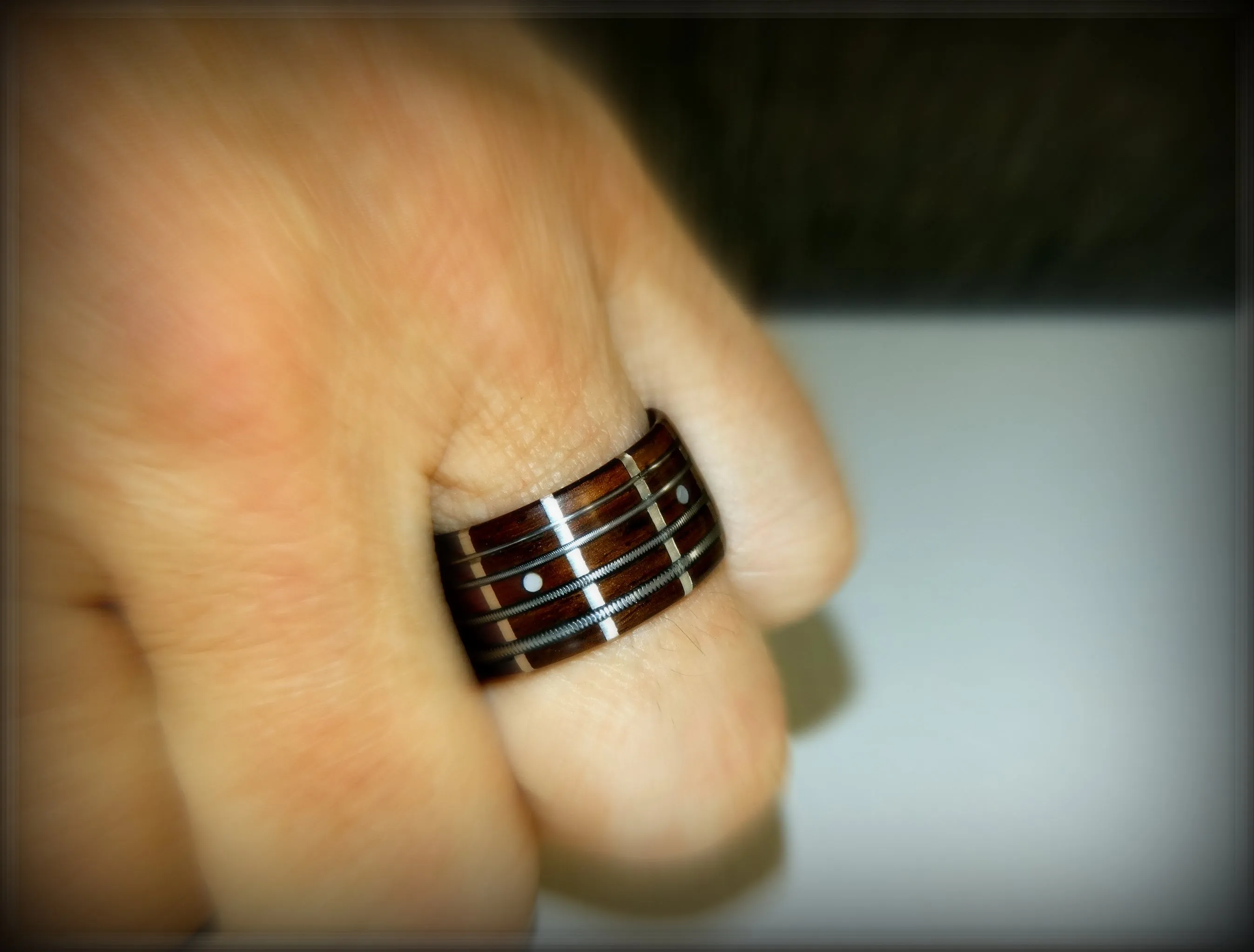 Bentwood Ring - The Guitar Man Rosewood, Silver Frets, Mother of Pearl Dot Inlays and Stainless Steel Guitar Strings