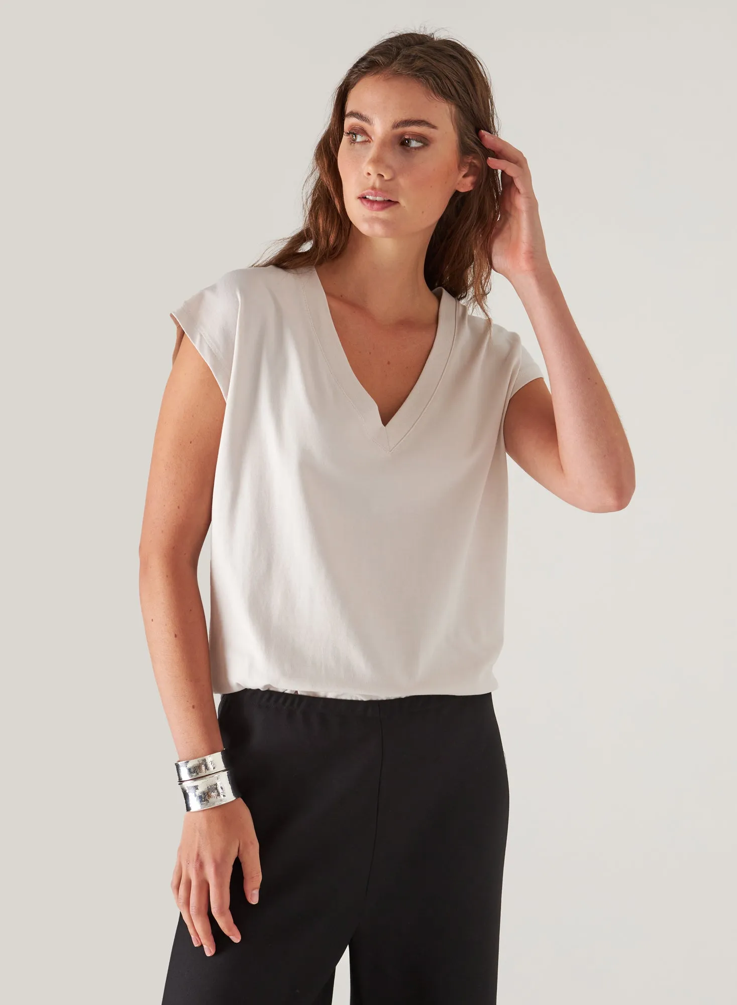 ICONIC V-NECK DOLMAN TEE (NUDE) - PATRICK ASSARAF