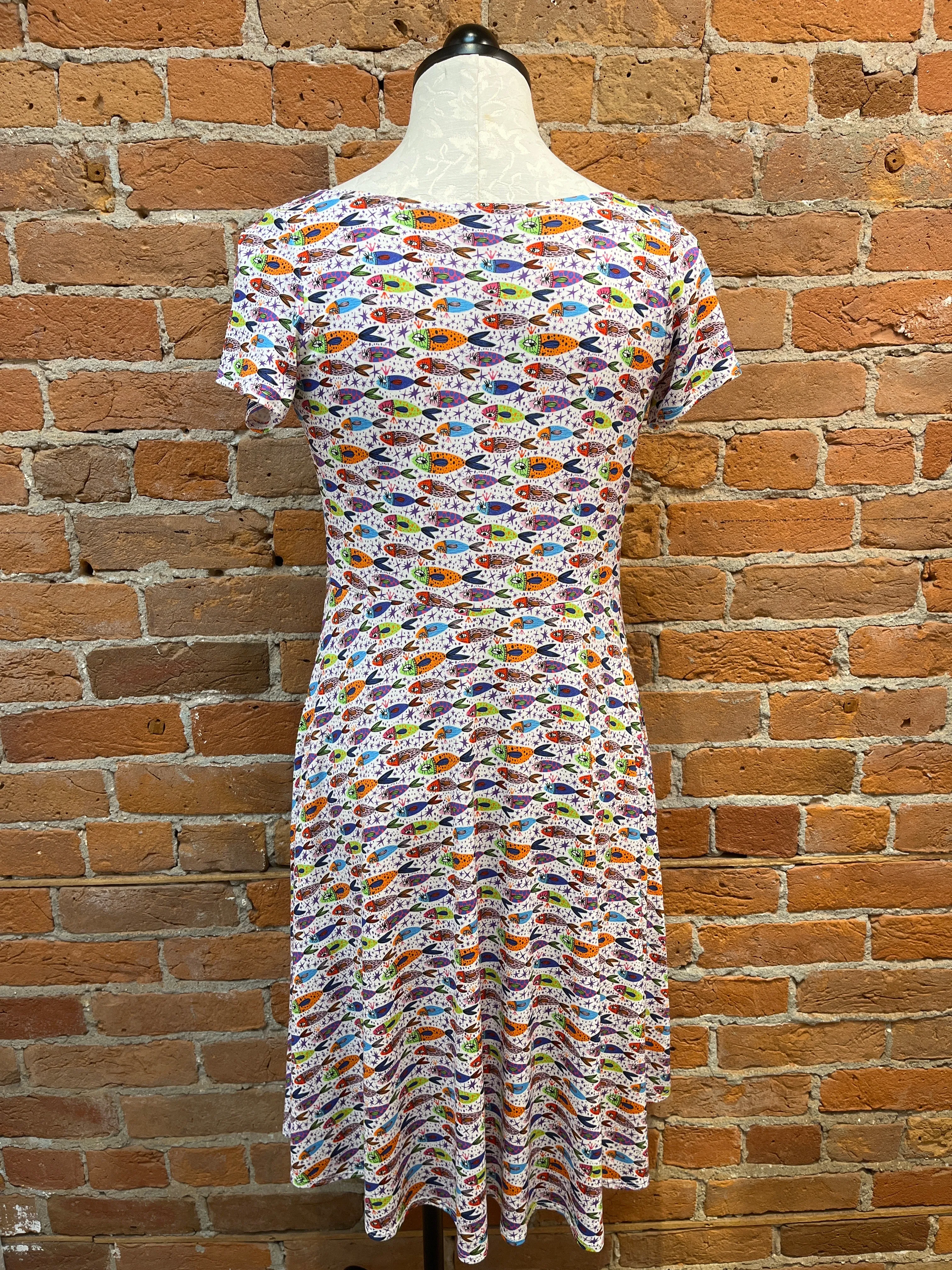 Salaam Annie dress, short sleeve multi fish print