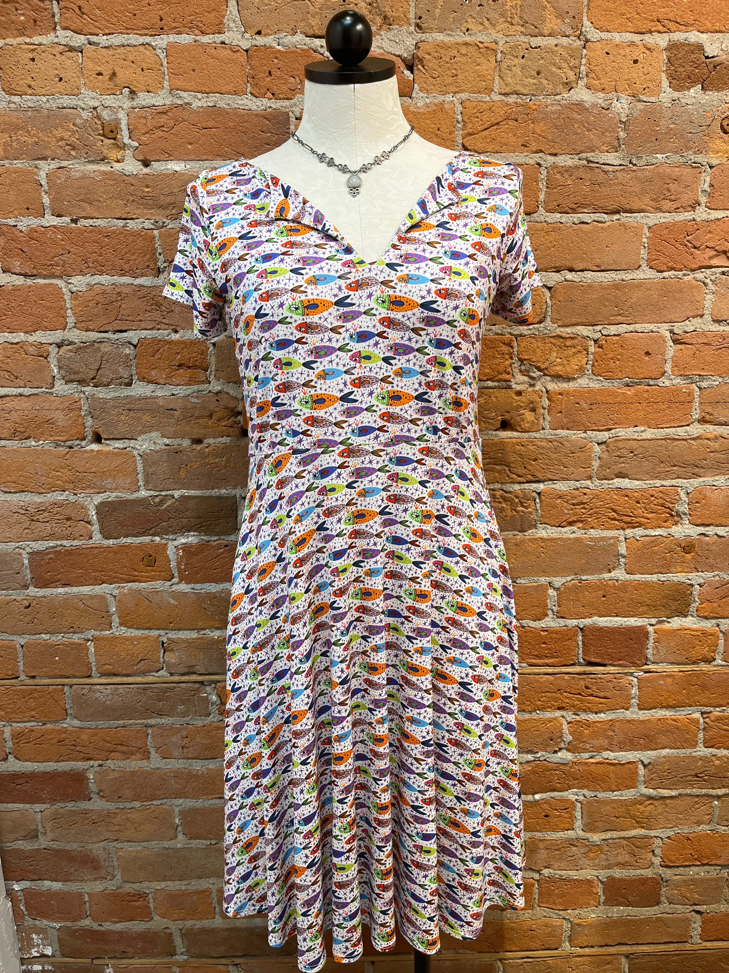 Salaam Annie dress, short sleeve multi fish print