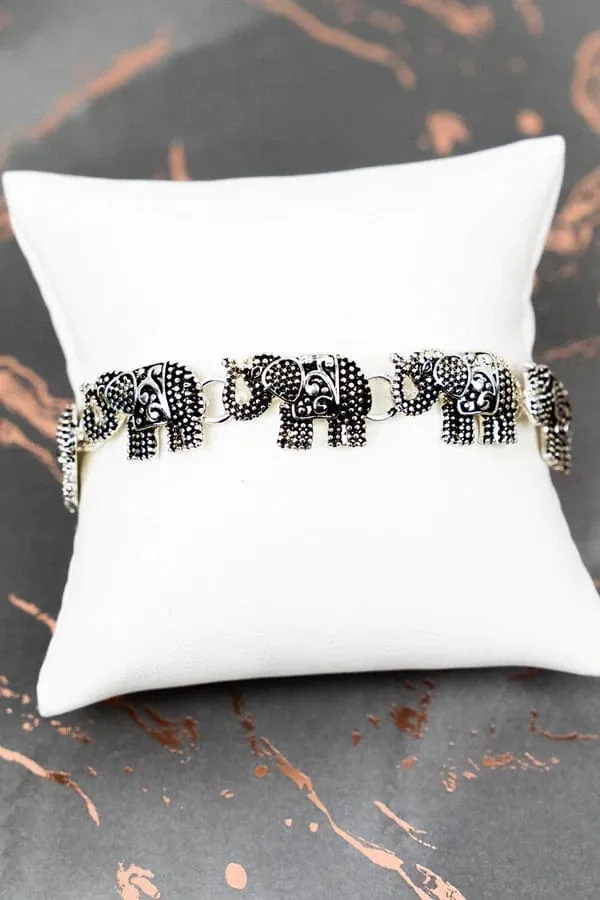 SILVERTONE DOT ELEPHANT BRACELET